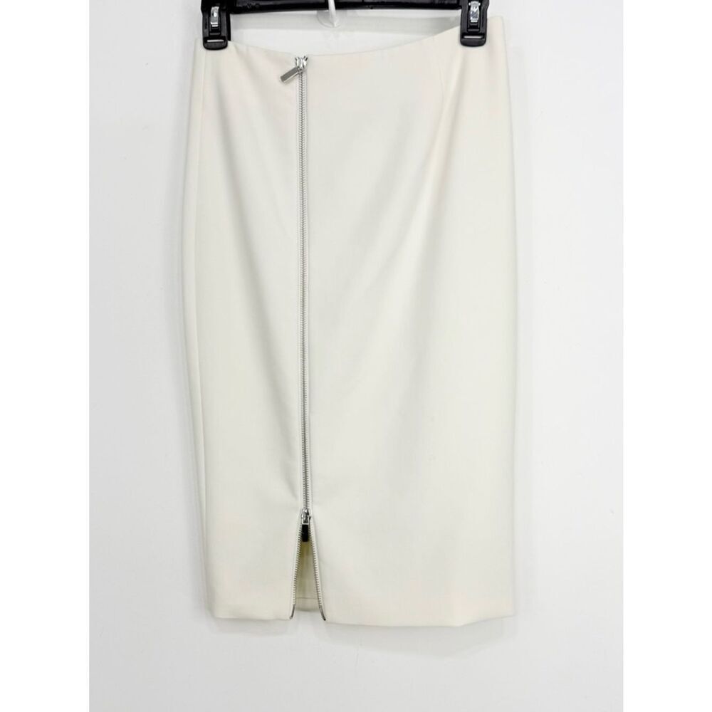 Elizabeth and James Ivory White Exposed Side Zip Sleek Chic Midi Pencil Skirt